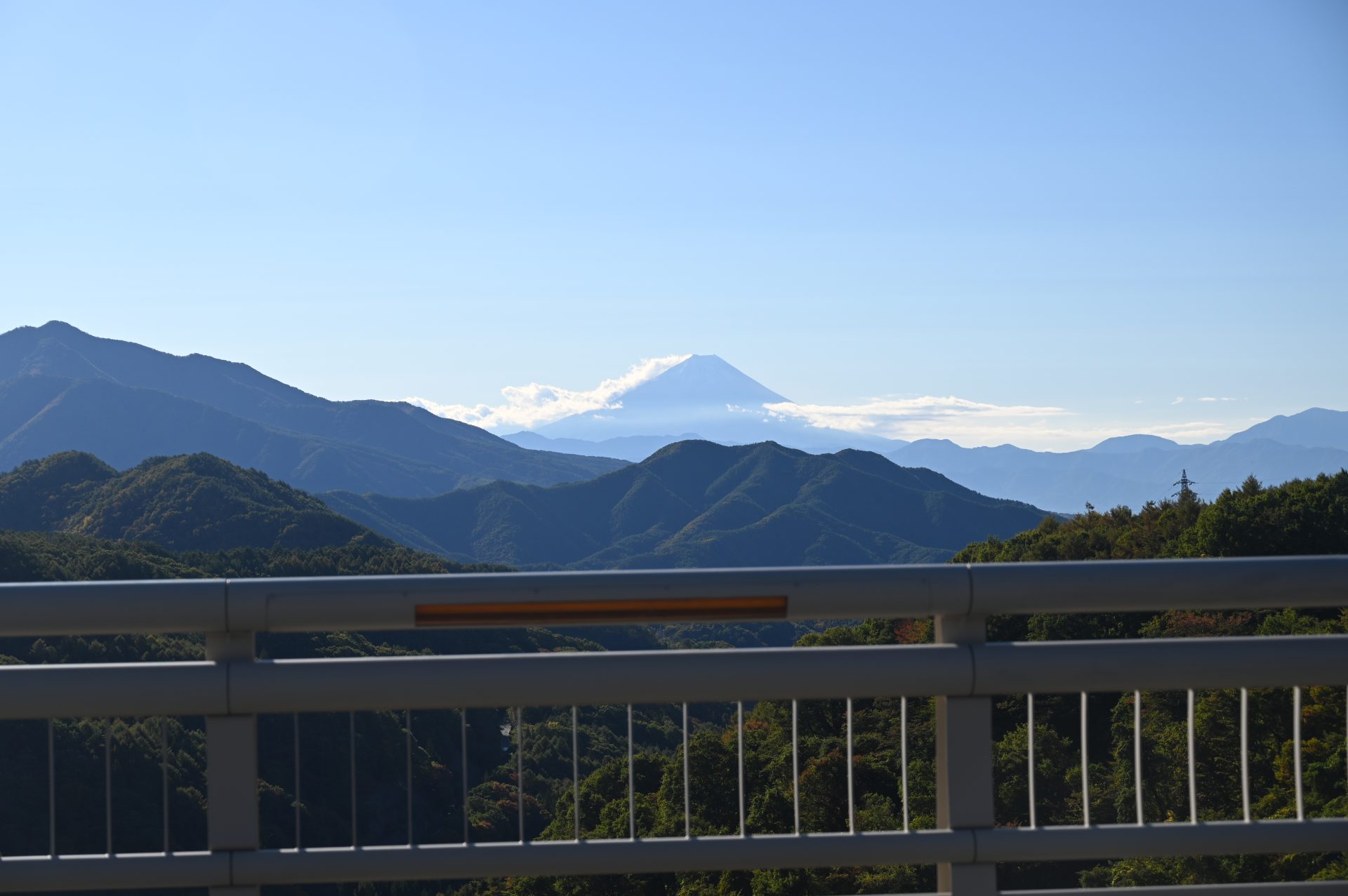 八ヶ岳高原大橋 北詰展望駐車場